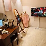 Hongdae Lolo Cozy